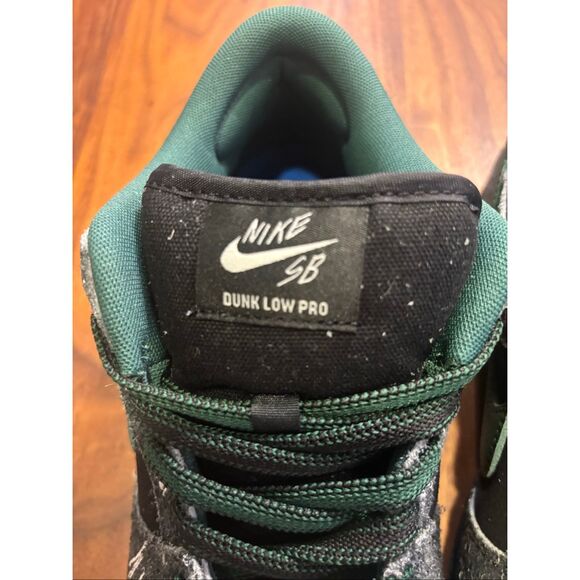Nike Men's Black & Green SB Dunk Low There Skateboard Sneakers Size 8.5 NWOT - Picture 6 of 14